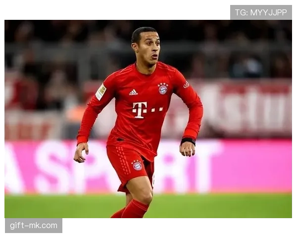 拜仁危机浮出水面：管理失控与战术困境，豪门正面临寒冬！